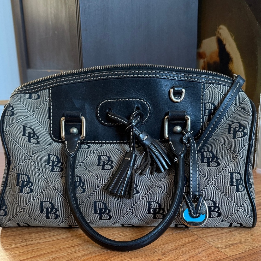 AUTHENTIC Vintage Dooney & Bourke Black and Gray Bag